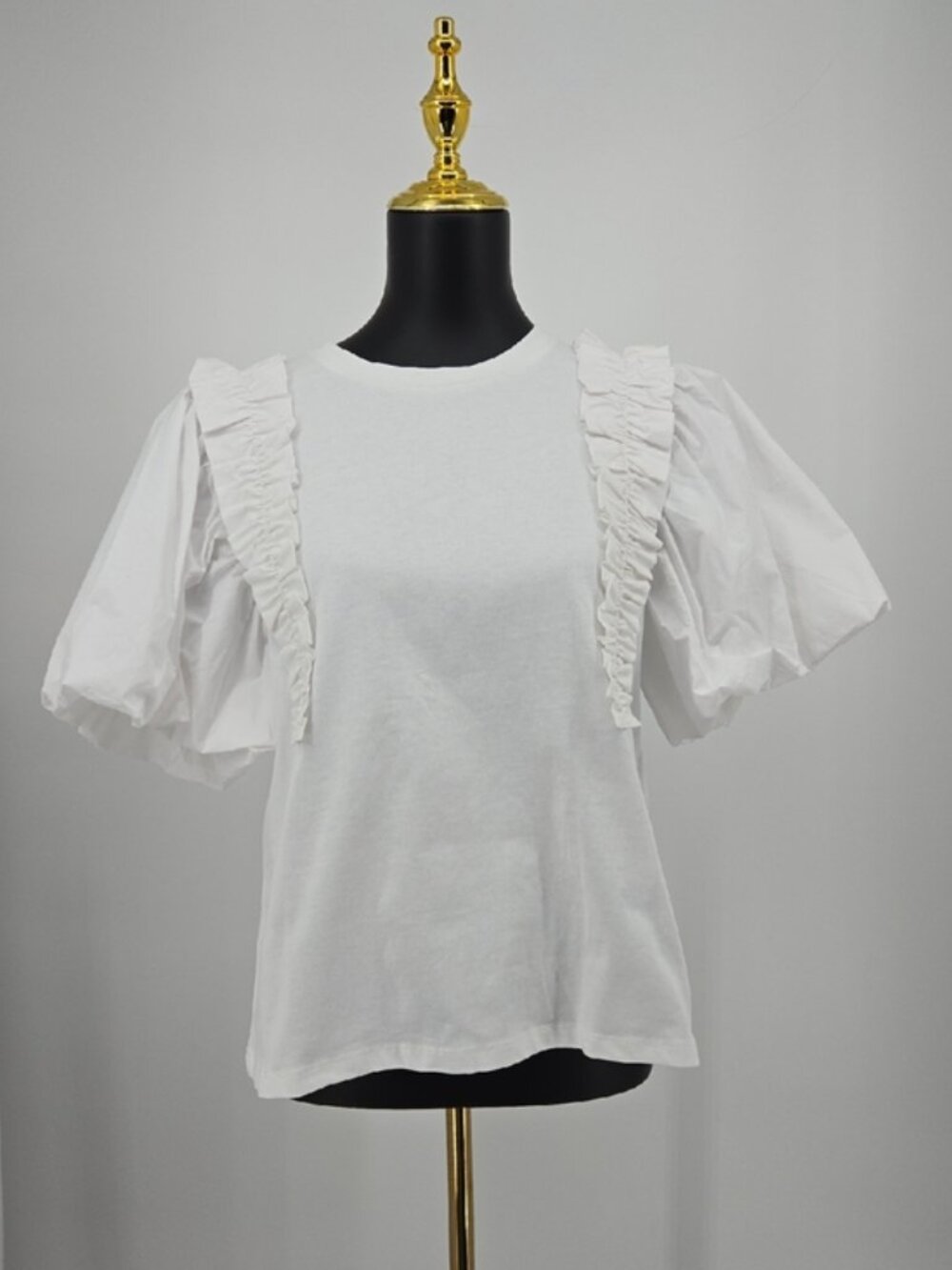 White Ruffle Puff Sleeve Blouse Size L - Picture 6 of 13